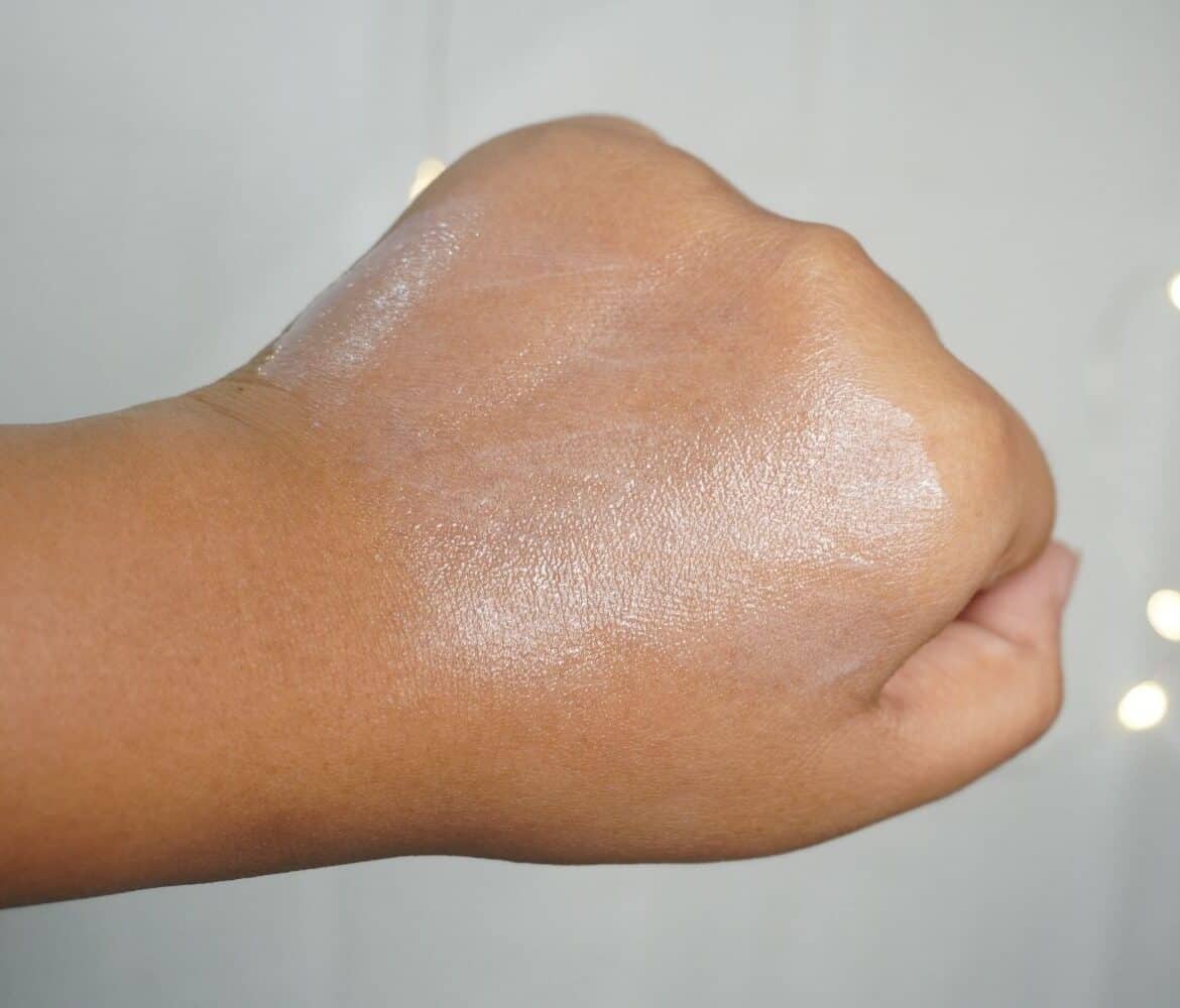 lakme lumi cream swatch blended